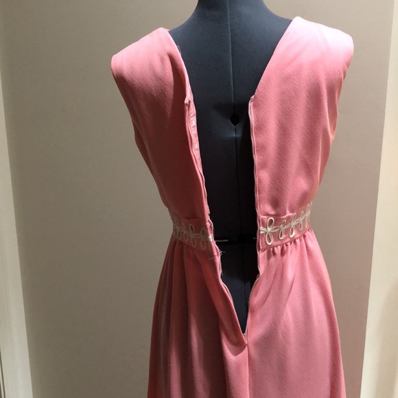 Vintage embroidered sleeveless maxi dress - Picture 7 of 12